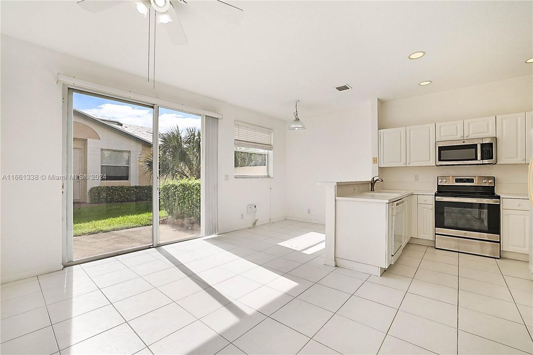 For Sale: $449,000 (3 beds, 2 baths, 1536 Square Feet)