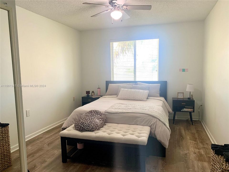 For Rent: $4,985 (5 beds, 3 baths, 2519 Square Feet)