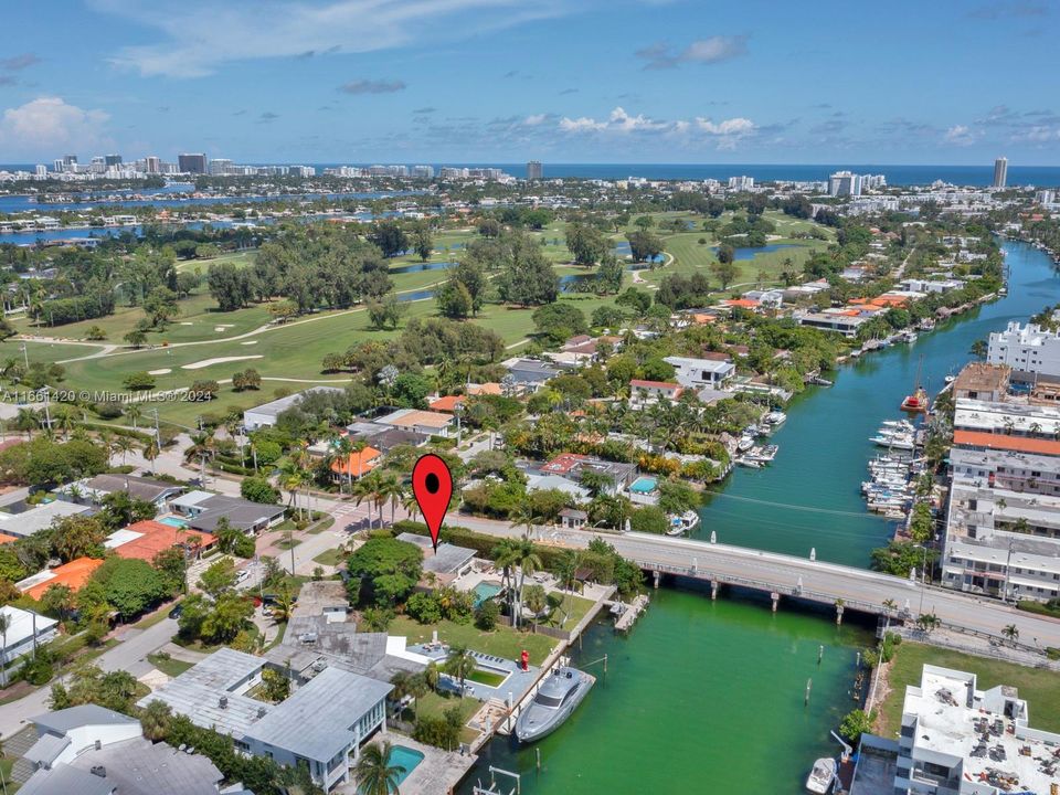 For Sale: $6,275,000 (3 beds, 2 baths, 2403 Square Feet)