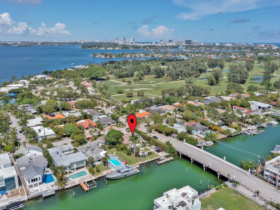 For Sale: $6,275,000 (3 beds, 2 baths, 2403 Square Feet)