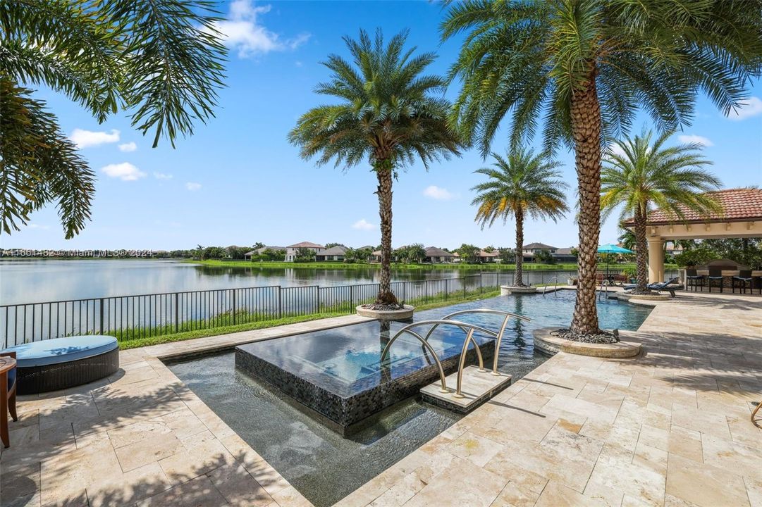 For Sale: $2,699,900 (6 beds, 4 baths, 5394 Square Feet)