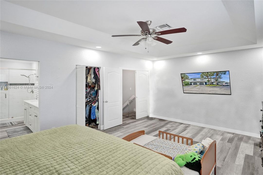 For Sale: $375,000 (3 beds, 2 baths, 1670 Square Feet)