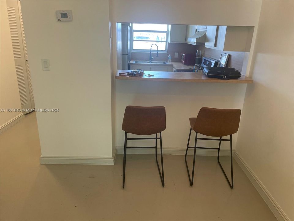 For Rent: $3,000 (2 beds, 2 baths, 1144 Square Feet)