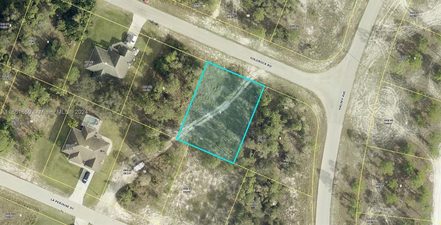 For Sale: $25,499 (0.26 acres)