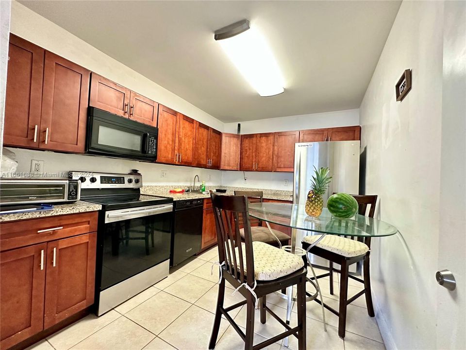 For Sale: $494,900 (4 beds, 2 baths, 1624 Square Feet)