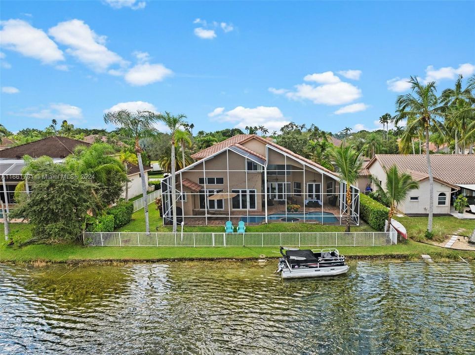 Active With Contract: $1,100,000 (4 beds, 2 baths, 3127 Square Feet)