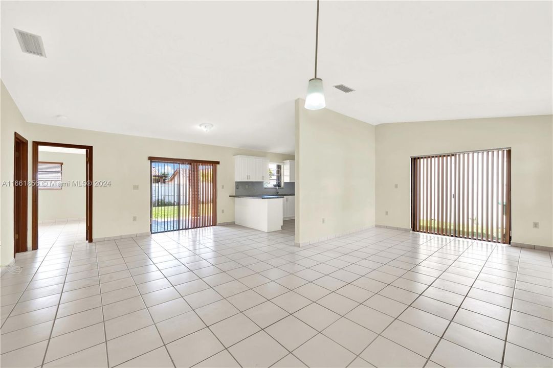 Dining Room with view to the kitchen.