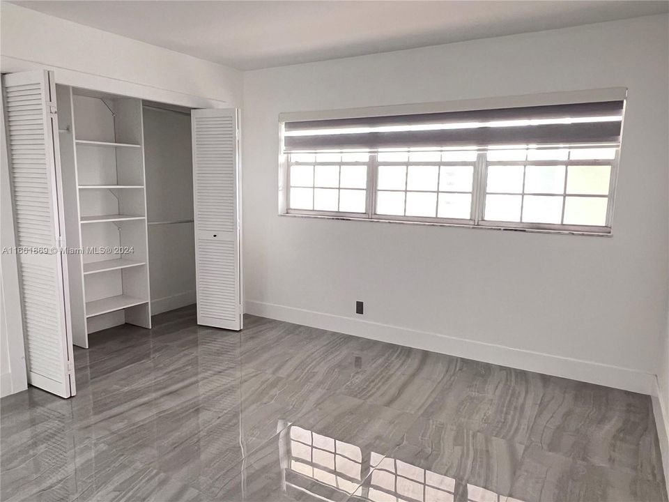 En Venta: $325,000 (2 camas, 2 baños, 1064 Pies cuadrados)