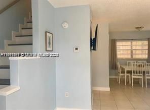 For Rent: $2,050 (2 beds, 1 baths, 3036 Square Feet)