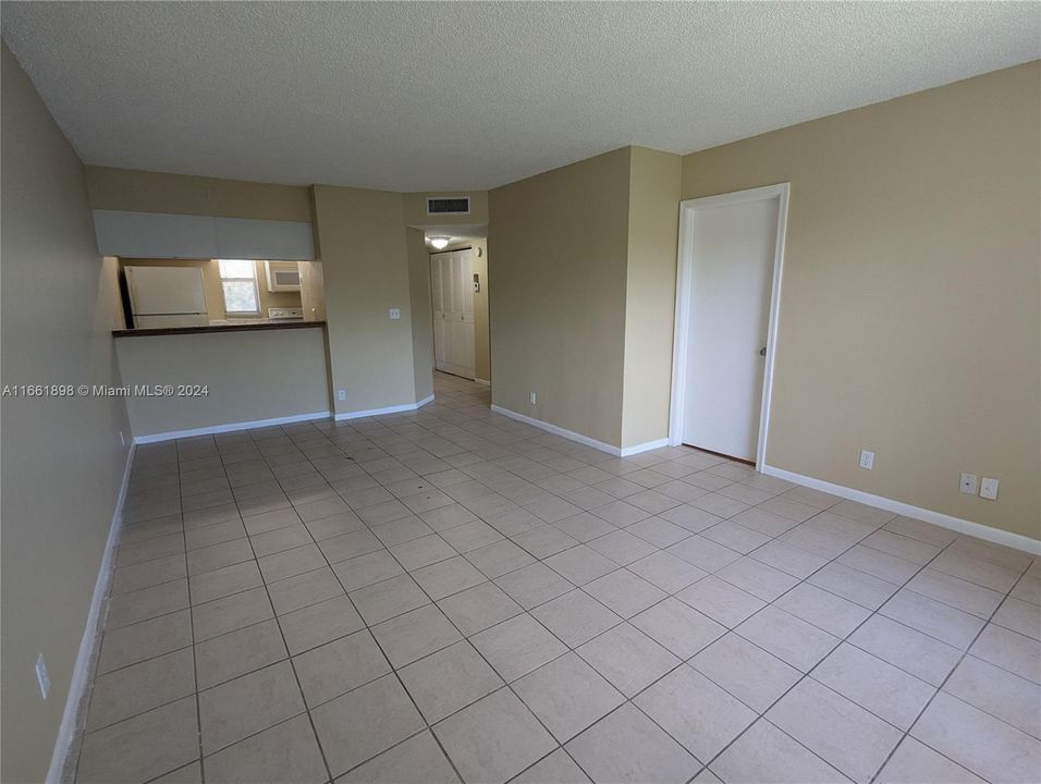 For Rent: $1,750 (2 beds, 2 baths, 768 Square Feet)