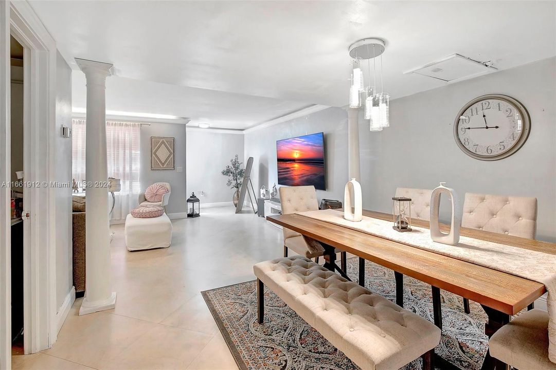 For Sale: $474,900 (2 beds, 2 baths, 1500 Square Feet)