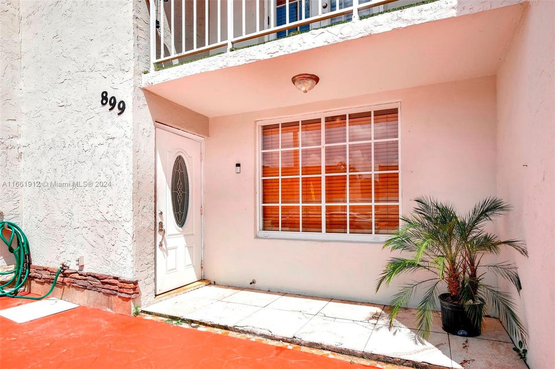 For Sale: $474,900 (2 beds, 2 baths, 1500 Square Feet)