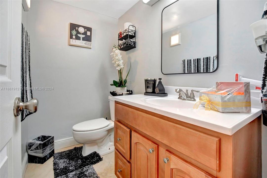 For Sale: $474,900 (2 beds, 2 baths, 1500 Square Feet)