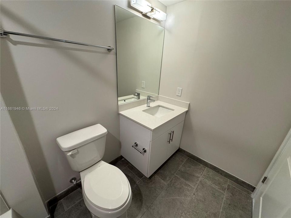 For Rent: $2,624 (2 beds, 2 baths, 1107 Square Feet)