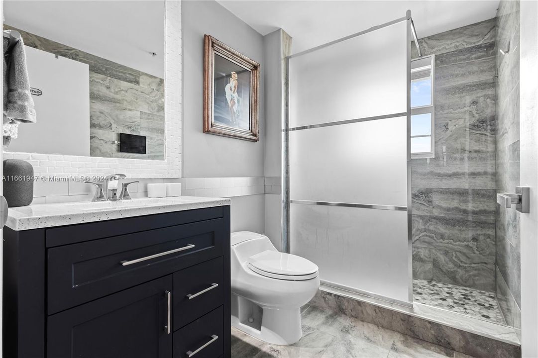 For Sale: $569,500 (2 beds, 2 baths, 1763 Square Feet)