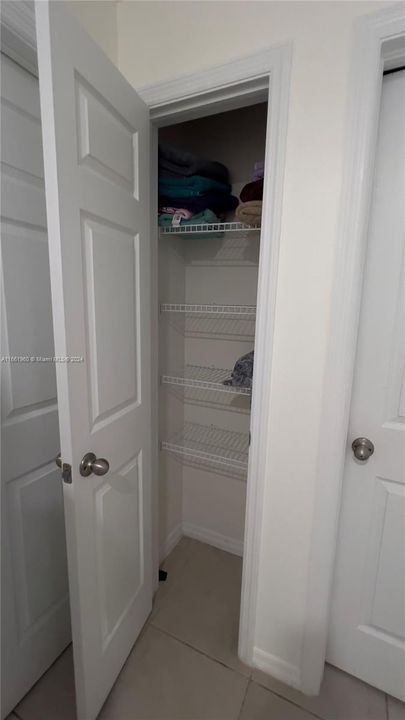 Linnen Closet