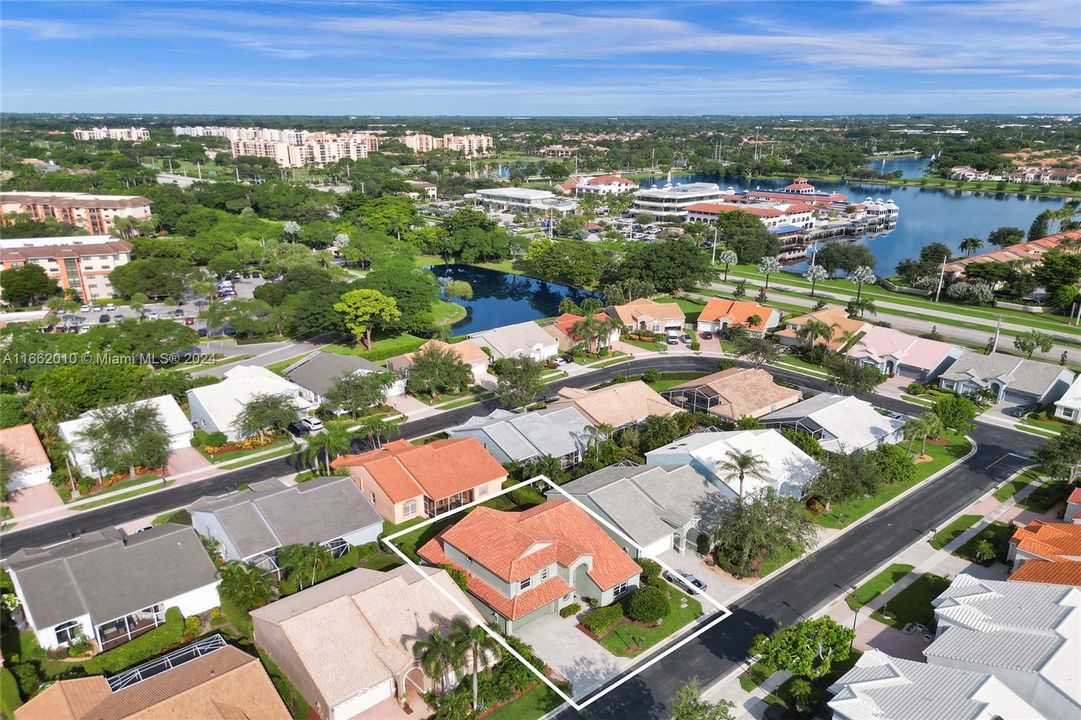 For Sale: $835,000 (3 beds, 2 baths, 2240 Square Feet)