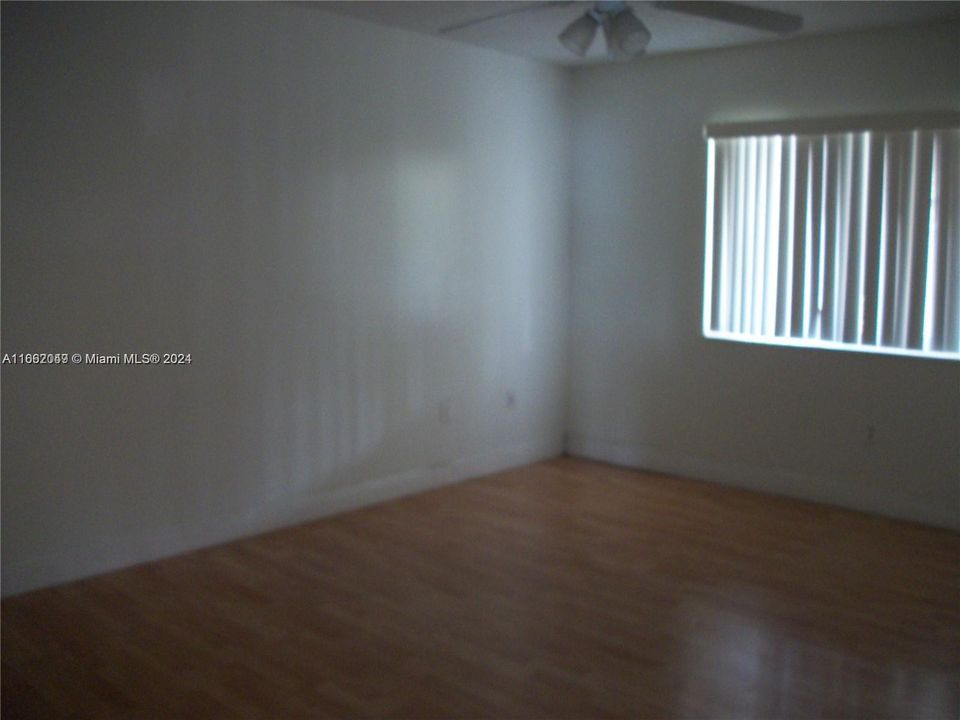 For Rent: $2,900 (2 beds, 2 baths, 1180 Square Feet)