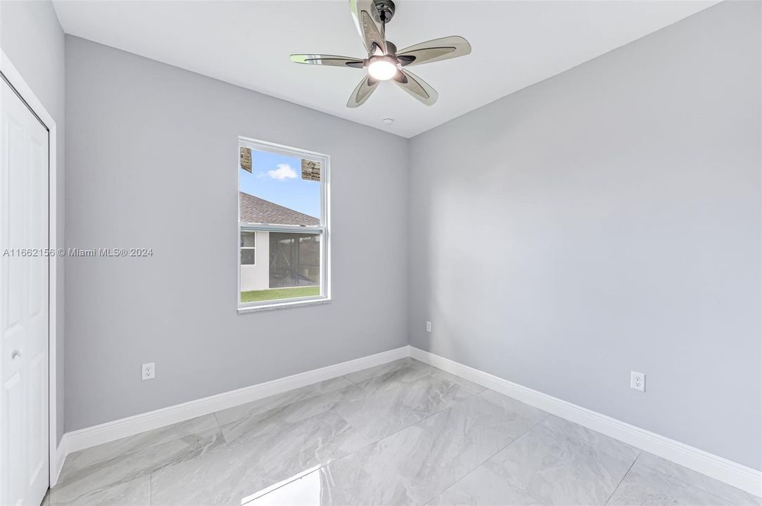 For Sale: $395,000 (4 beds, 2 baths, 1803 Square Feet)