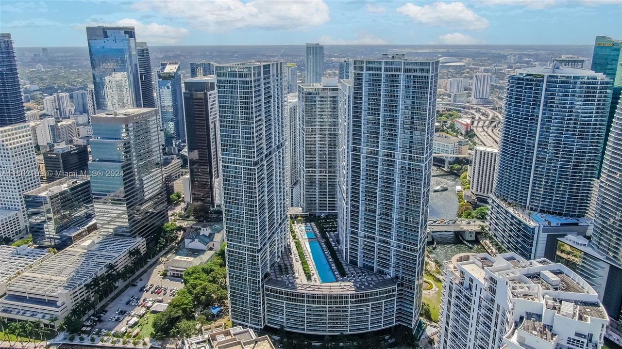 En Venta: $699,000 (1 camas, 1 baños, 984 Pies cuadrados)