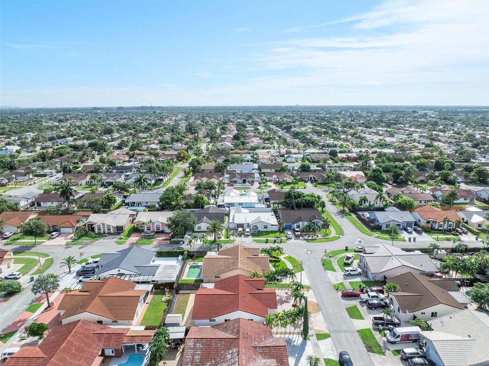 For Sale: $690,000 (4 beds, 2 baths, 2221 Square Feet)