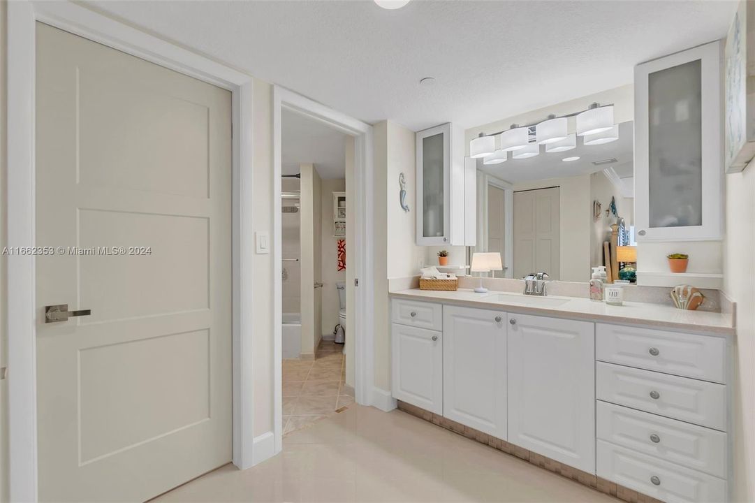 For Sale: $559,900 (2 beds, 2 baths, 0 Square Feet)