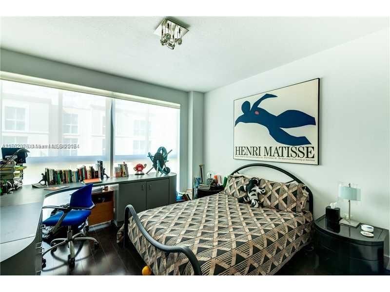 For Rent: $3,200 (2 beds, 2 baths, 1489 Square Feet)