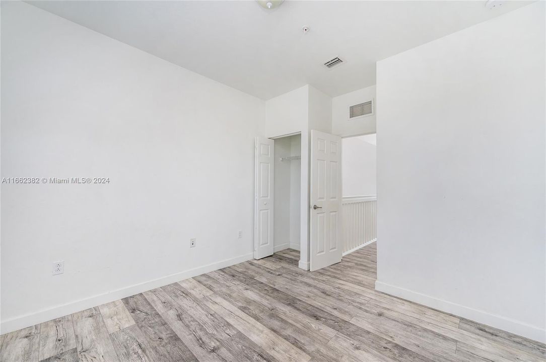 For Rent: $2,375 (3 beds, 2 baths, 1325 Square Feet)