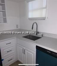 For Rent: $1,950 (1 beds, 1 baths, 710 Square Feet)