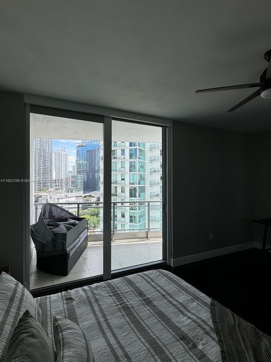 For Rent: $4,200 (2 beds, 2 baths, 1274 Square Feet)