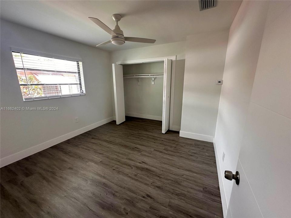 For Rent: $5,000 (5 beds, 2 baths, 1931 Square Feet)