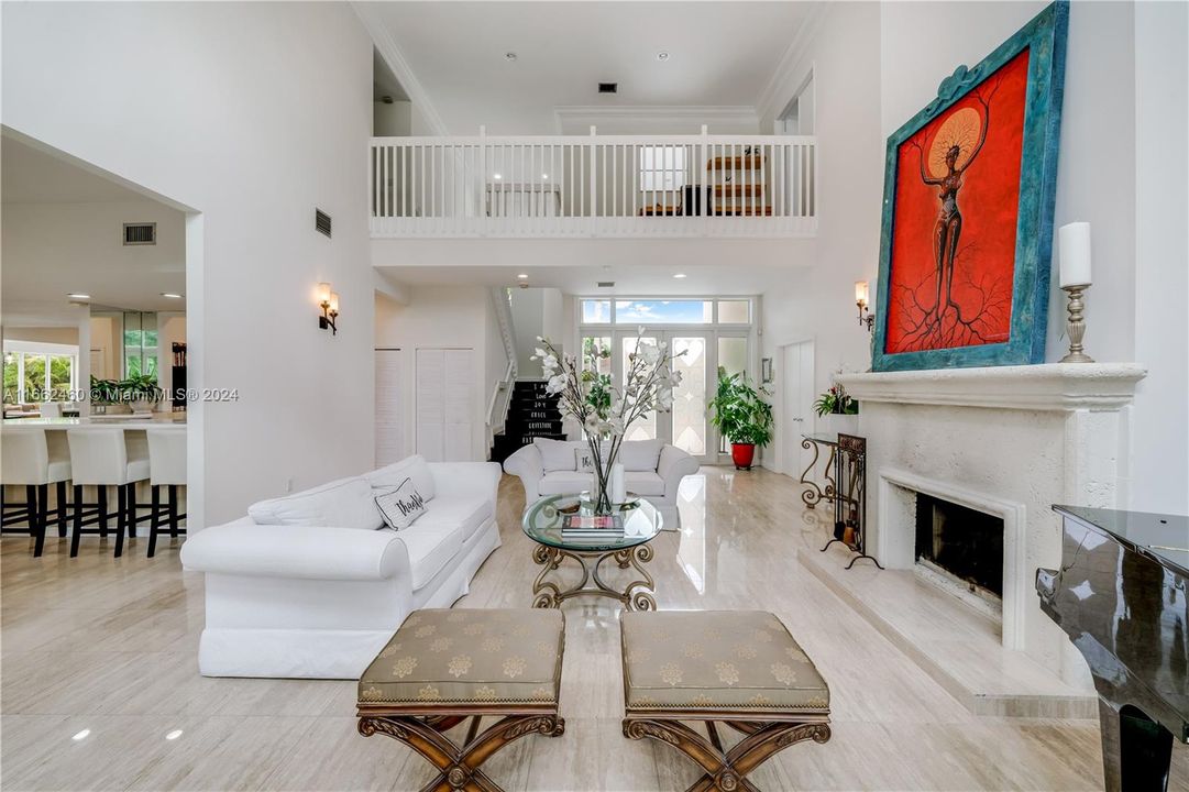 For Sale: $1,990,000 (5 beds, 4 baths, 4446 Square Feet)