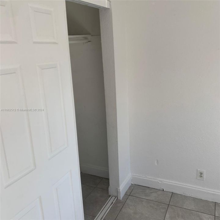 For Rent: $2,700 (3 beds, 1 baths, 0 Square Feet)