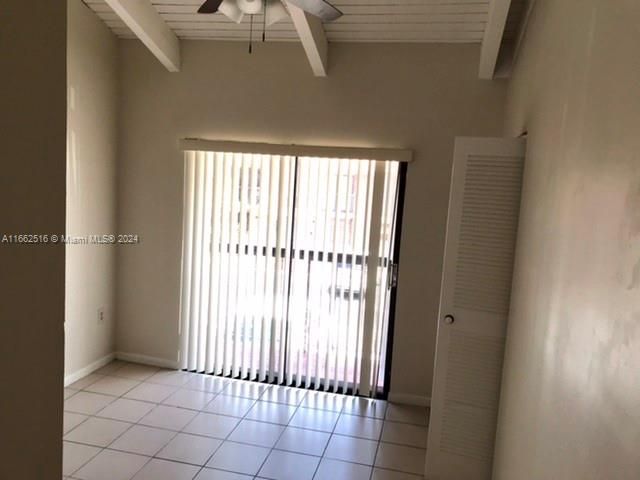 For Rent: $2,500 (2 beds, 1 baths, 828 Square Feet)