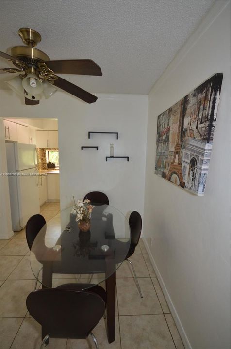 For Rent: $2,200 (1 beds, 1 baths, 767 Square Feet)