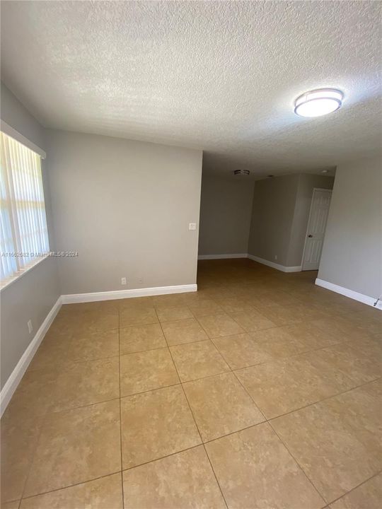 For Rent: $1,695 (1 beds, 1 baths, 0 Square Feet)