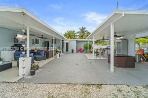 En Venta: $620,000 (3 camas, 2 baños, 1562 Pies cuadrados)