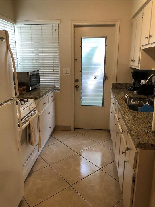 For Rent: $1,800 (1 beds, 1 baths, 0 Square Feet)