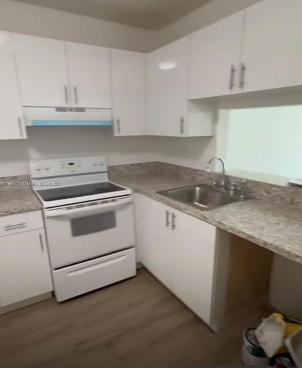 For Rent: $2,000 (2 beds, 2 baths, 1000 Square Feet)