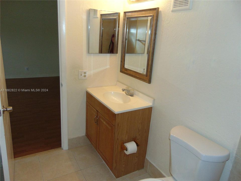 For Rent: $2,650 (3 beds, 2 baths, 1630 Square Feet)