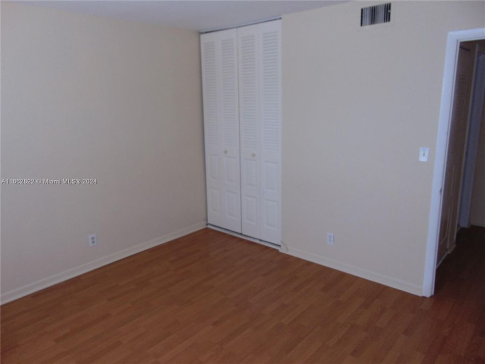 For Rent: $2,650 (3 beds, 2 baths, 1630 Square Feet)