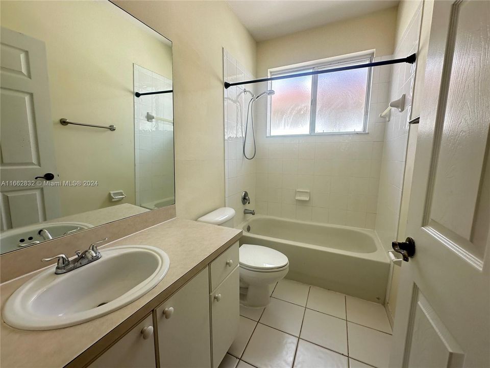 For Rent: $3,125 (3 beds, 2 baths, 2442 Square Feet)