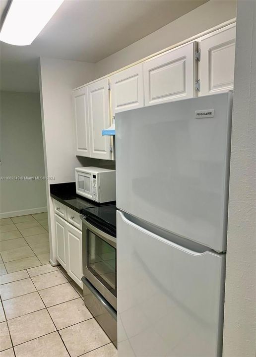 For Rent: $1,699 (1 beds, 1 baths, 630 Square Feet)