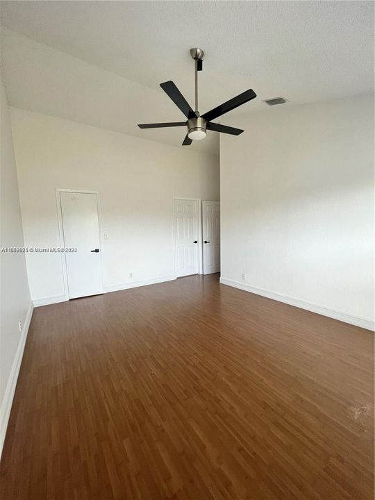 For Rent: $3,300 (3 beds, 2 baths, 1616 Square Feet)