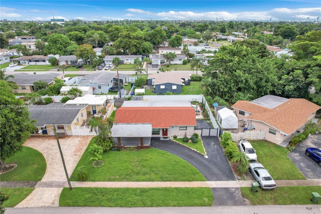 For Sale: $608,000 (3 beds, 2 baths, 1505 Square Feet)