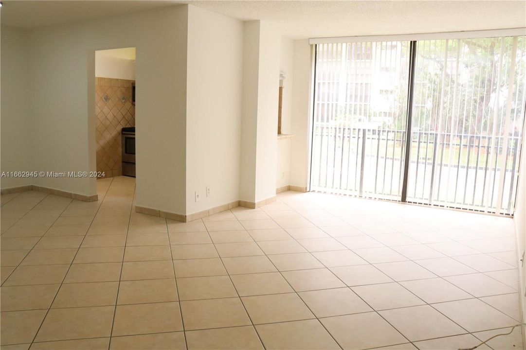 En Venta: $280,000 (1 camas, 1 baños, 767 Pies cuadrados)