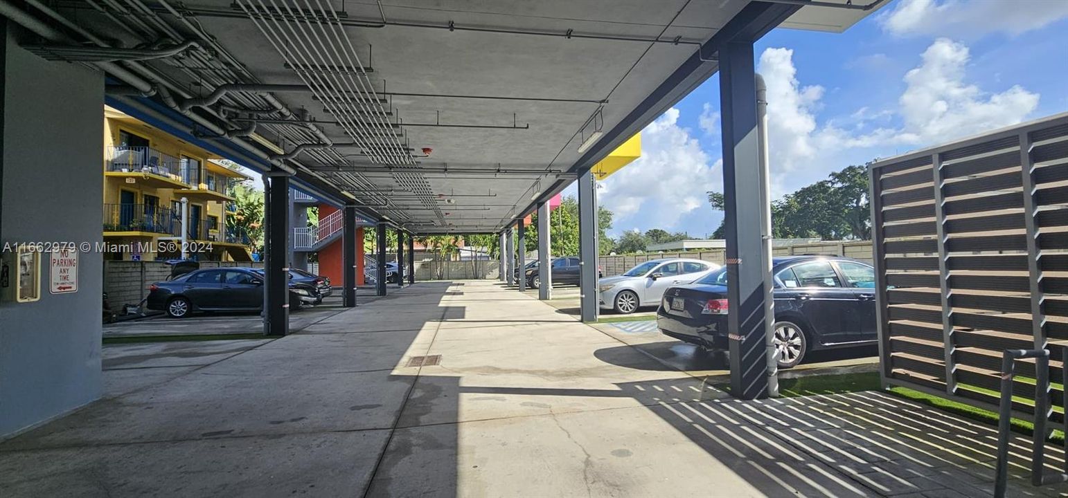 Recently Rented: $2,200 (2 beds, 1 baths, 16834 Square Feet)