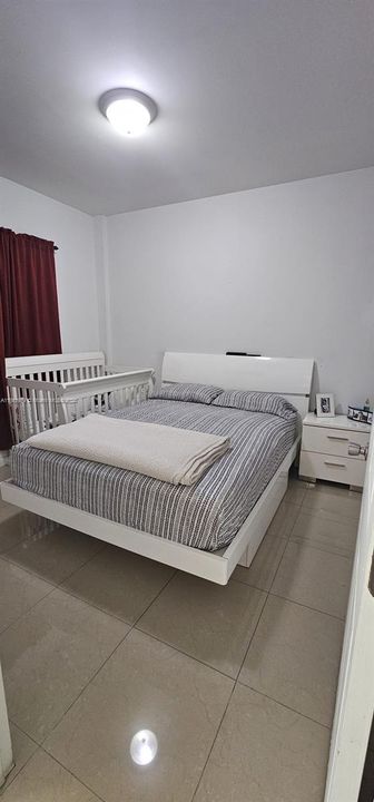 Recently Rented: $2,200 (2 beds, 1 baths, 16834 Square Feet)