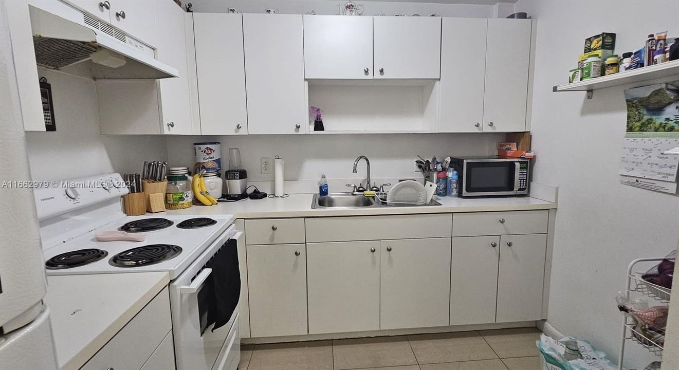 Recently Rented: $2,200 (2 beds, 1 baths, 16834 Square Feet)