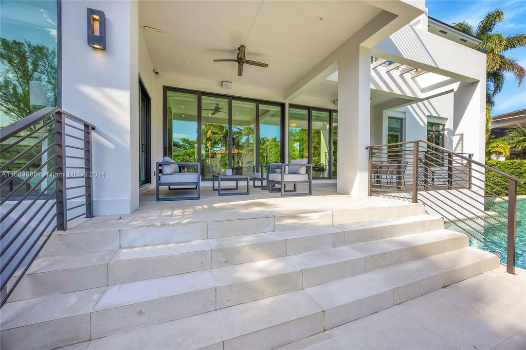 For Sale: $3,500,000 (4 beds, 4 baths, 3927 Square Feet)